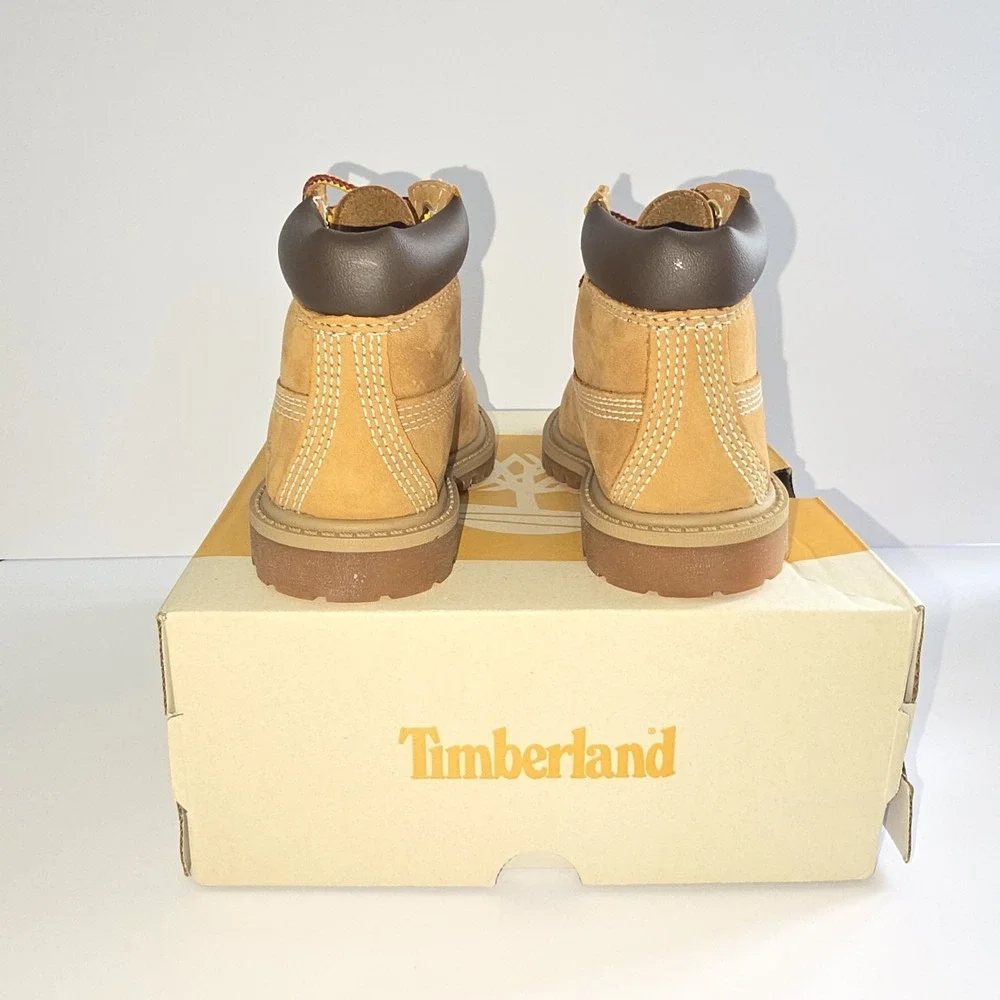 New Timberland Waterproof Boot Wheat Nubuck Toddler Size 5  TB01280971 Shoe